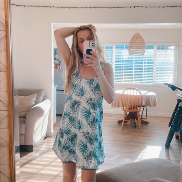 Palm Rip Curl Beach Coverup - Picture 1 of 8